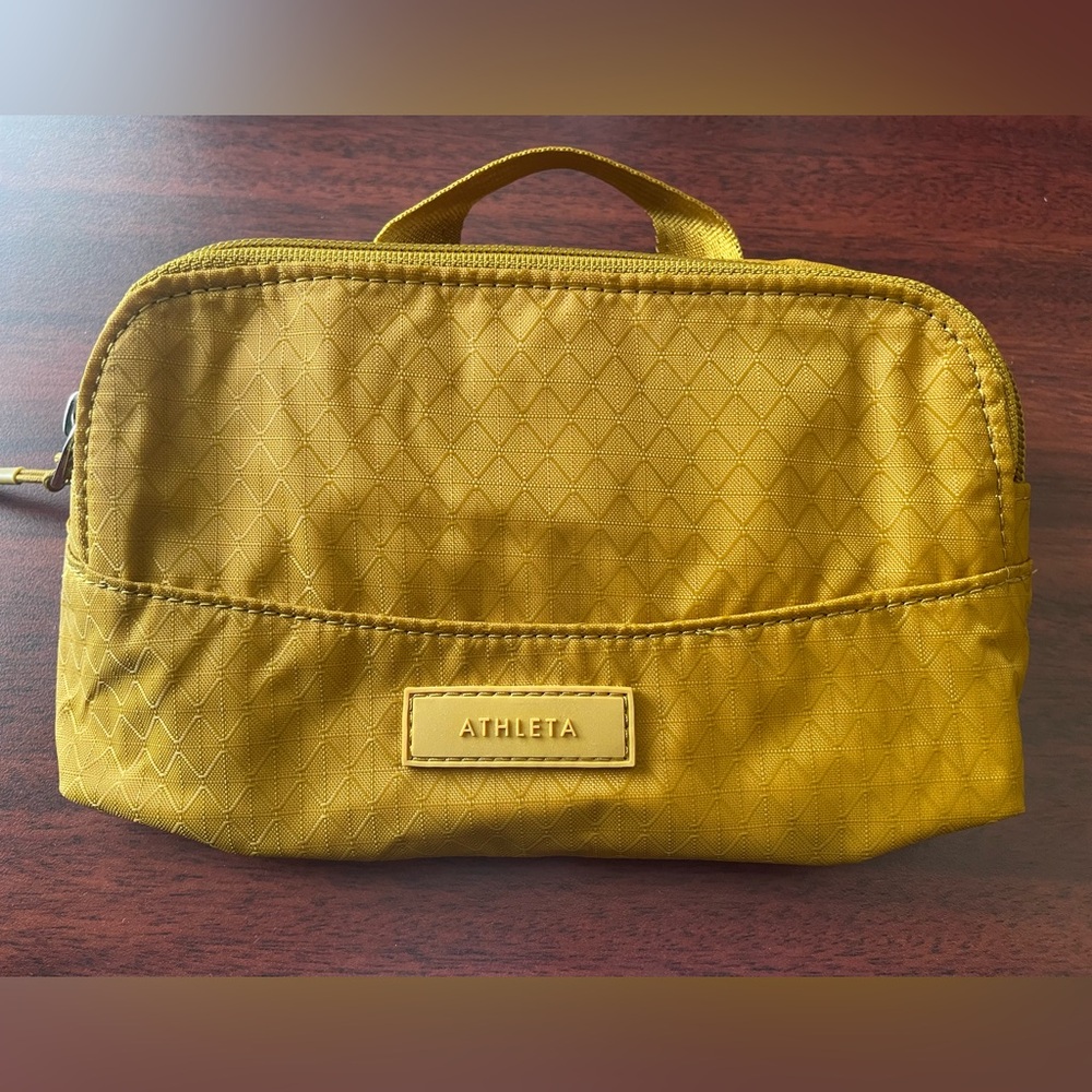 Athleta Crossbody/ belt bag